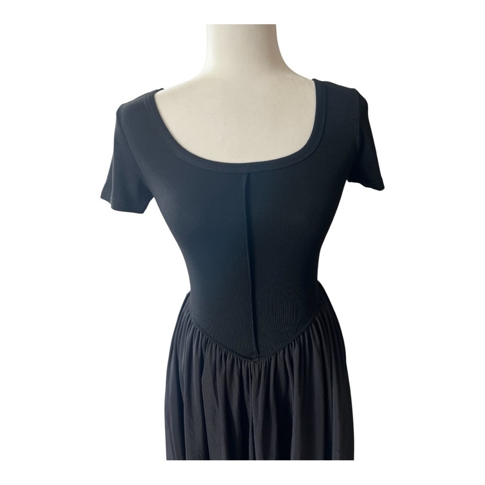 ✨HOST PICK Black Maxi Dress - Picture 4 of 6
